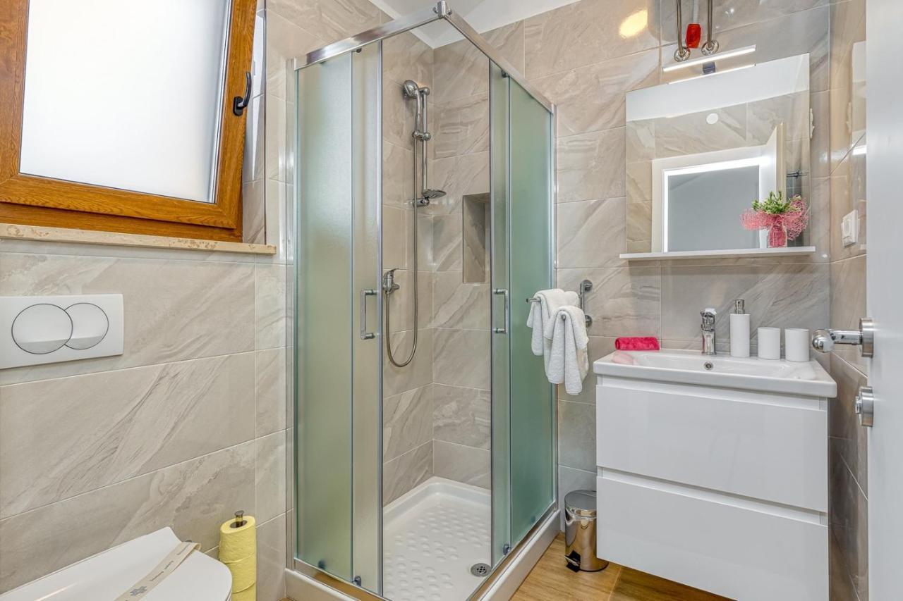 Musalez Rooms Nilda מראה חיצוני תמונה